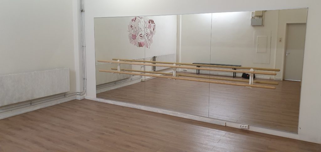 Studio, barre, dance, lessons, private, guitar